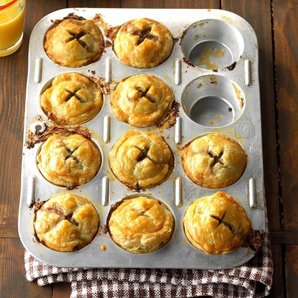 Mini sausage pies
