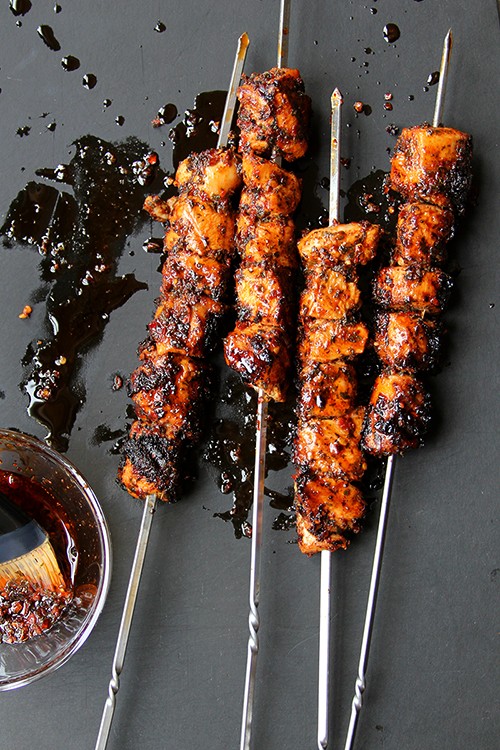 Mint and aleppo pepper marinated chicken kebabs (Tavuk kebabi)