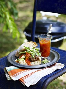 Mint and lamb burgers with saffron tomato jam