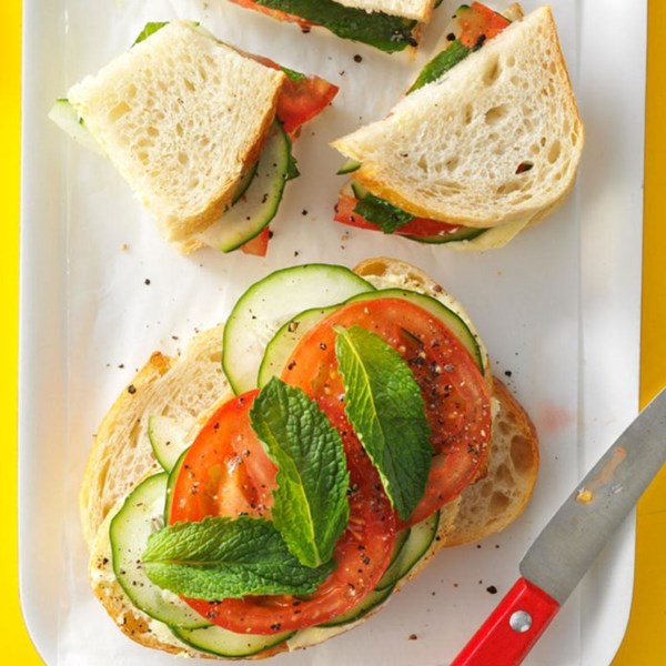 Mint-cucumber tomato sandwiches