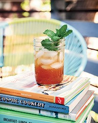 Mint iced tea with cocoa nib syrup