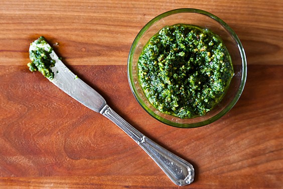 Mint-pistachio pesto