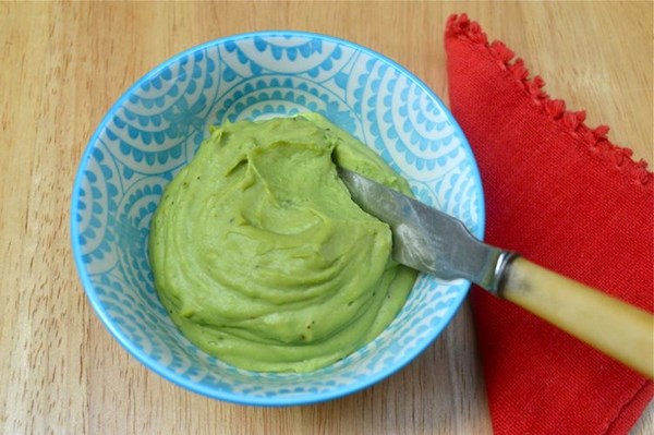 Minted broad bean spread