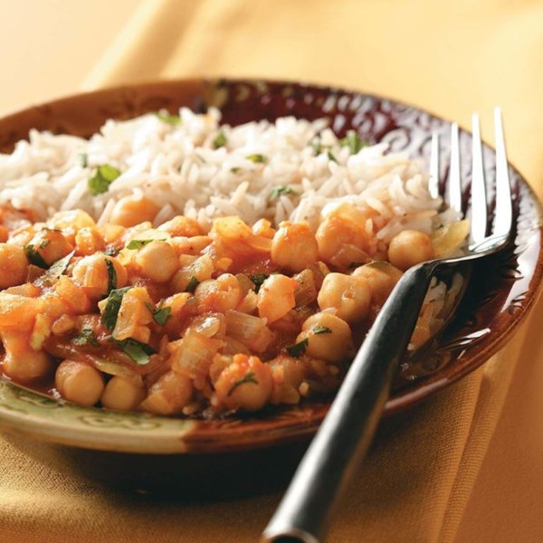 Minted rice with garbanzo curry