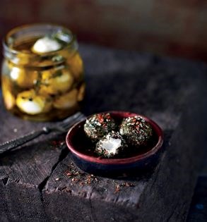 Minted yoğurt balls (Labne)