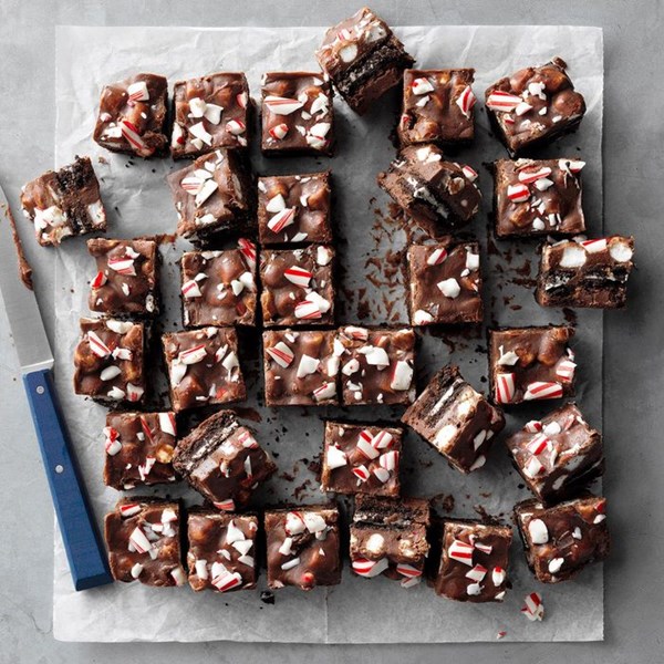 Minty cookies & cream chocolate fudge
