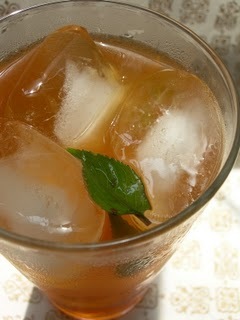 Minty iced tea
