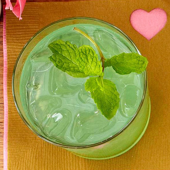 Minty lime refresher