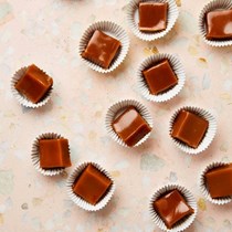 Miso caramels