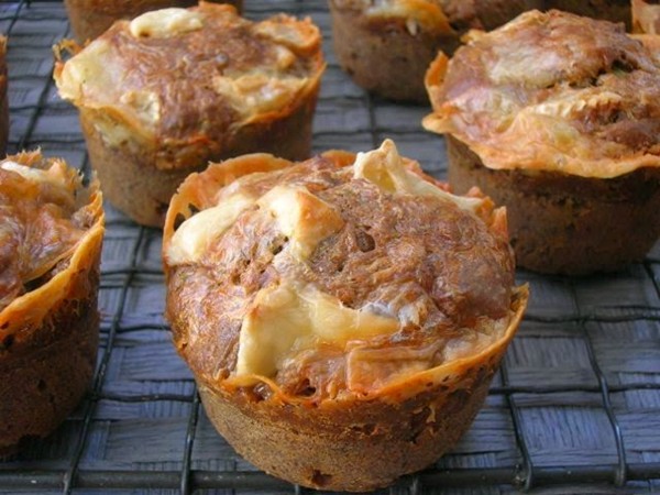 Miso muffins with kale, carrot & courgette