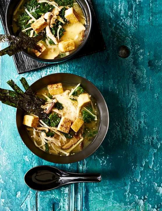 Miso soup with crispy smoked tofu