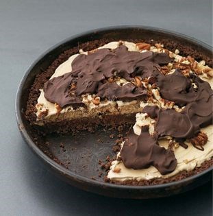 Mississippi mud pie (A), aka coffee ice cream tart