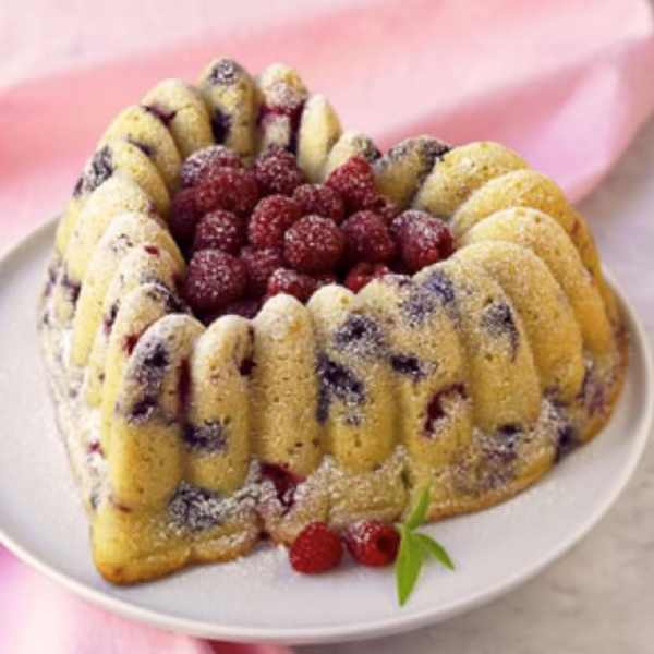 Mixed berry bundt cake