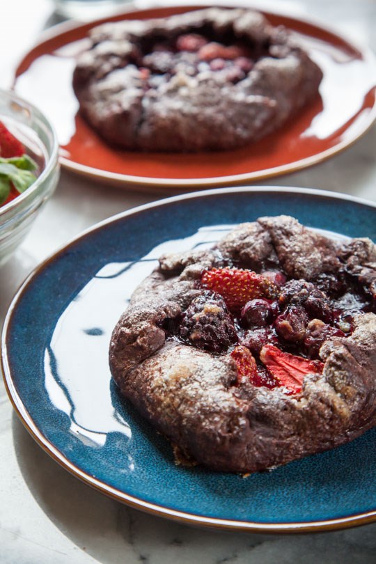 Mixed berry galette with chocolate crust