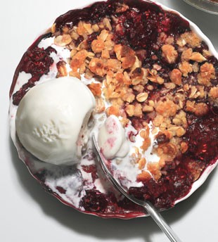 Mixed-berry oatmeal crisps