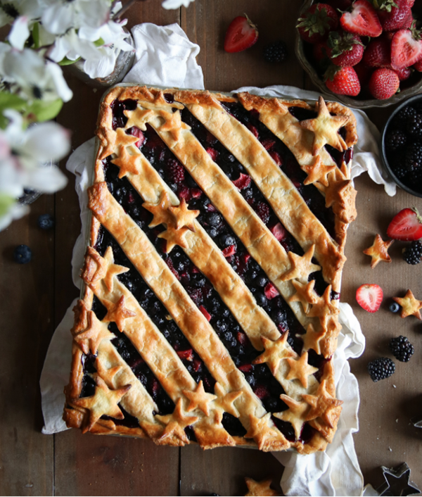 Mixed berry star crust slab pie