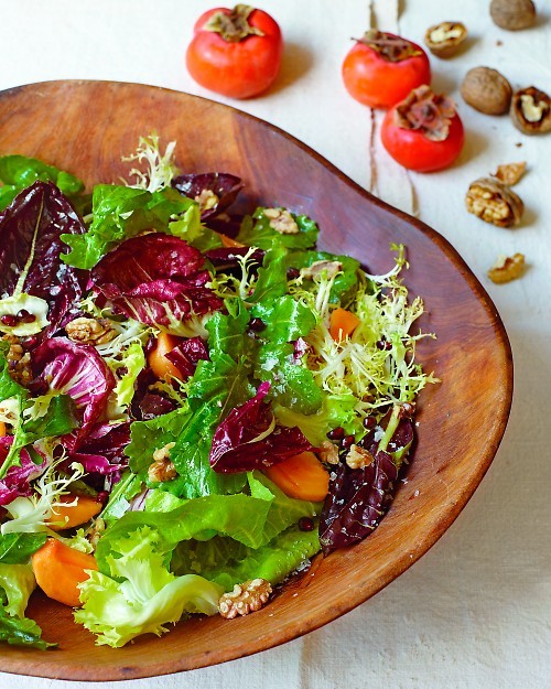 Mixed chicories with persimmons