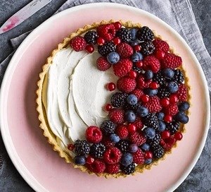 Mixed fruit tart