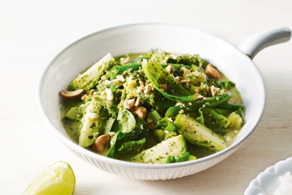 Mixed greens with Indian-style green chutney