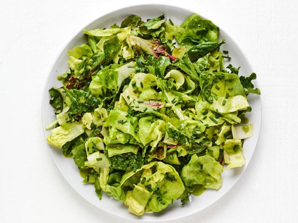 Mixed greens with sesame dressing 