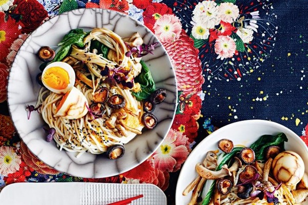 Mixed mushroom noodles with tea-marbled eggs