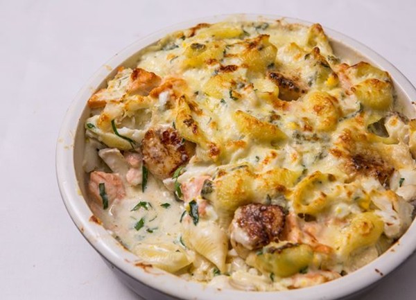  Mixed seafood pasta bake (Conchiglie frutti di mare)