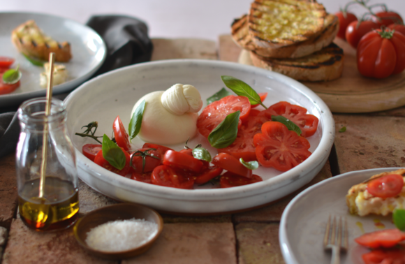 Mixed tomato and burrata salad