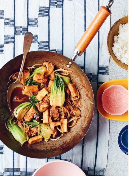 Mixed vegetable and crispy tofu stir-fry