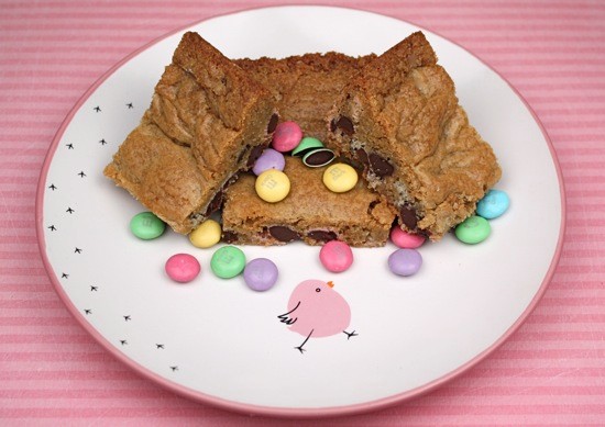 M&M chocolate chip blondies