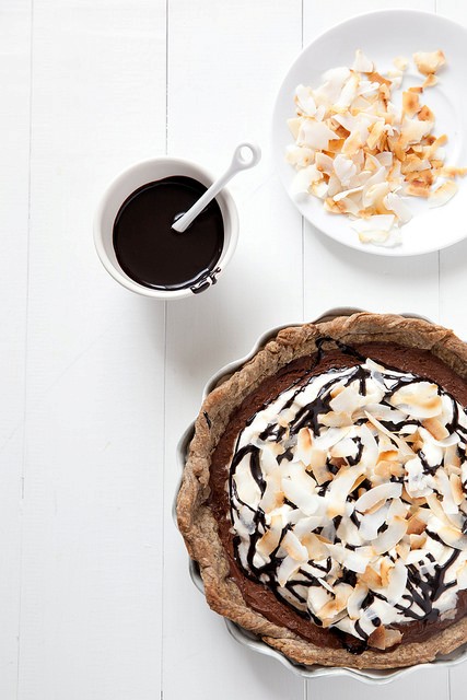 Mocha coconut pie