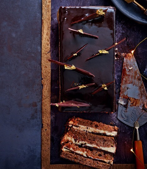 Mocha tiramisu torte