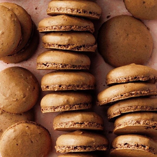 Mocha-walnut macarons