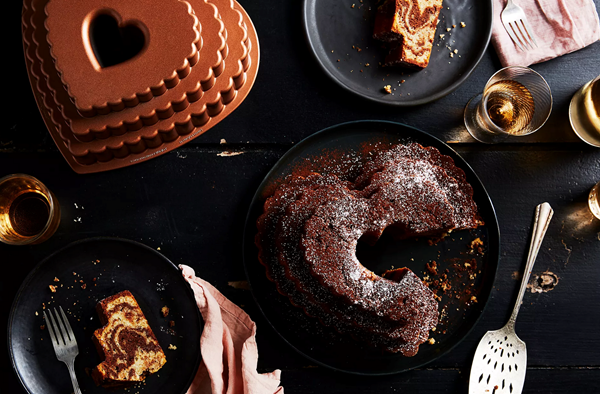 Mocha-walnut marbled bundt cake 