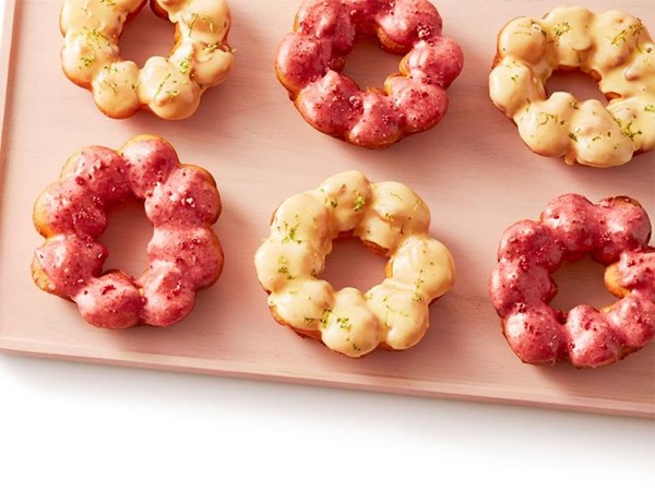 Mochi doughnuts [passion fruit glaze, strawberry glaze]