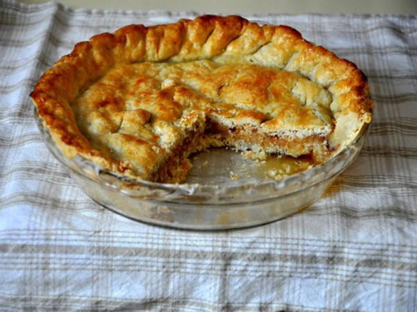Mock apple pie