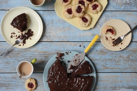 Moist chocolate fudge cake