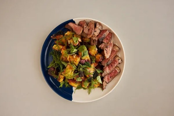 Mojo-ish steak & batatas 