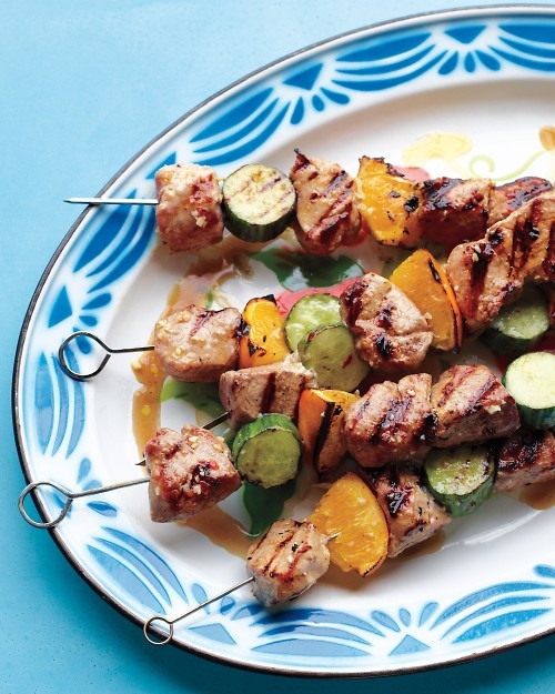 Mojo pork kebabs