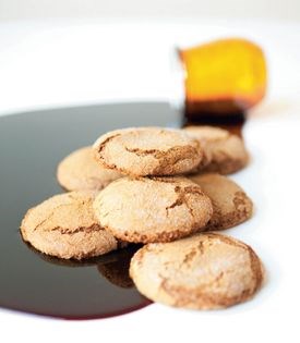 Molasses-spice cookies