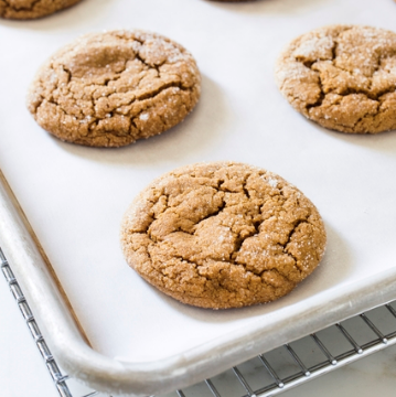 Molasses spice cookies with orange essence