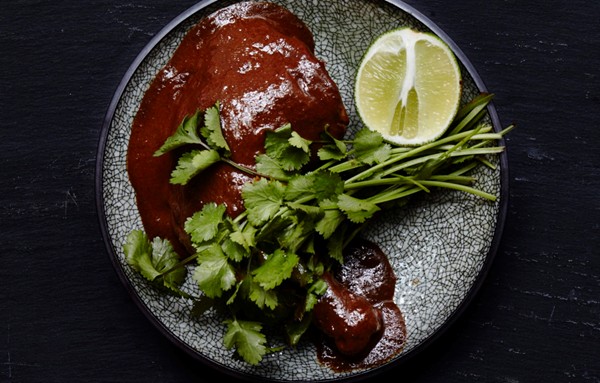 Mole negro