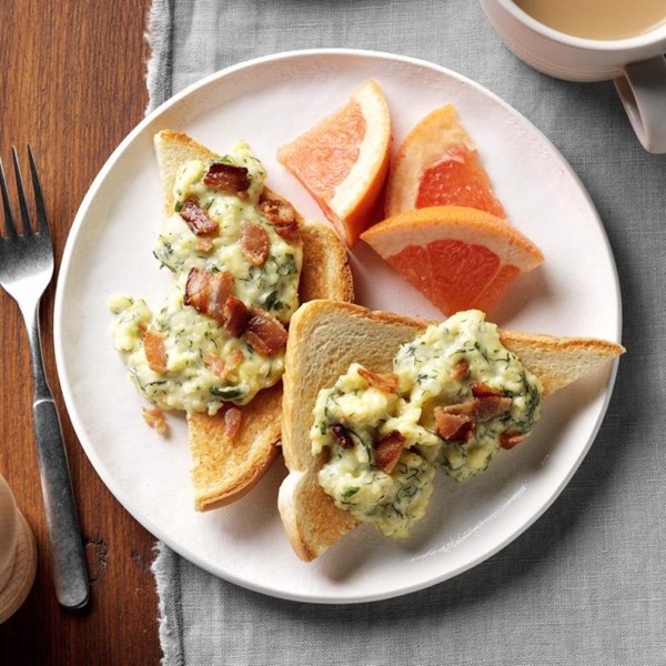 Mom's fluffy scrambled eggs