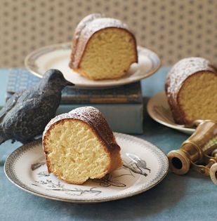 Mom's olive oil orange bundt
