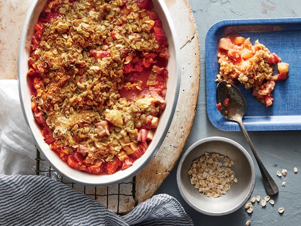 Mom's rhubarb-apple crisp