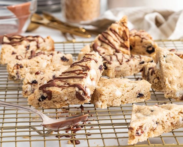 Monster cookie bars