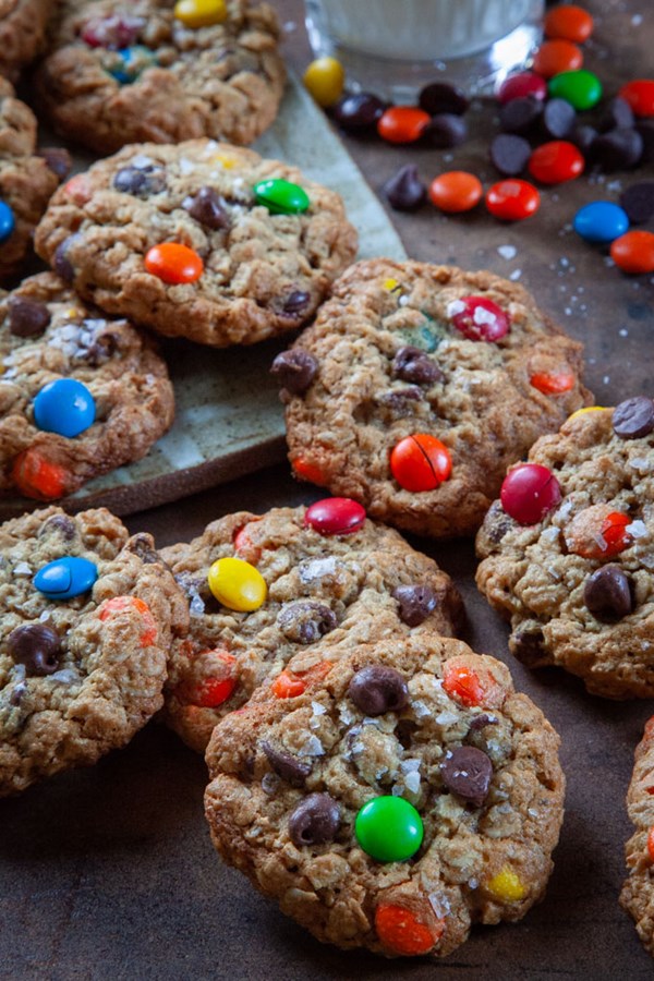 Monster cookies