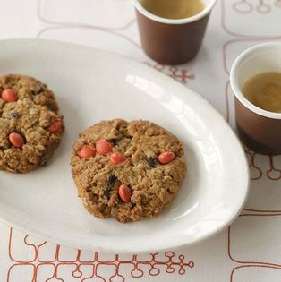 Monster cookies
