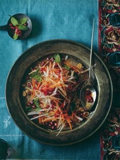 Mooli and pomegranate salad