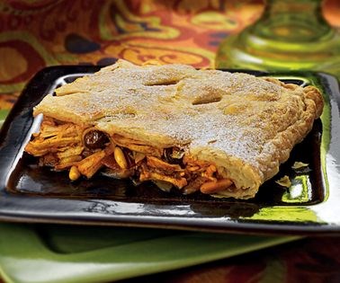 Moorish chicken and nut pie (Pastela Moruna)