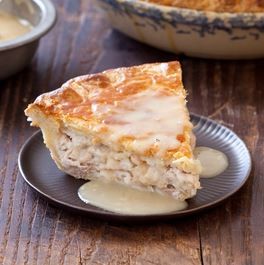 Moravian chicken pie